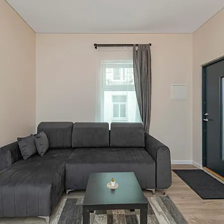 Delight By Polo Apartment *